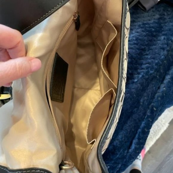 COACH purse - Picture 5 of 10